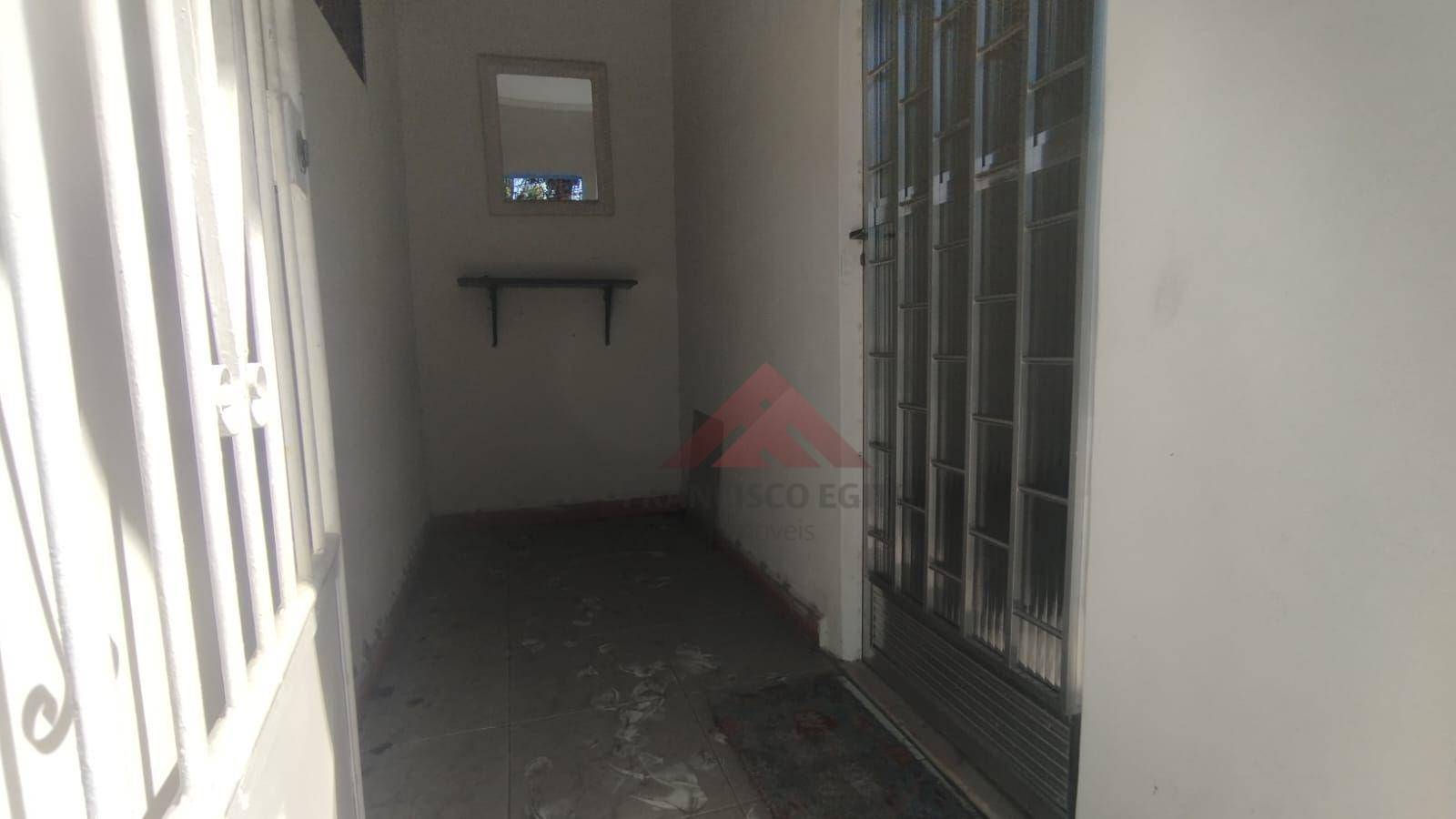 Casa para alugar com 1 quarto, 50m² - Foto 9