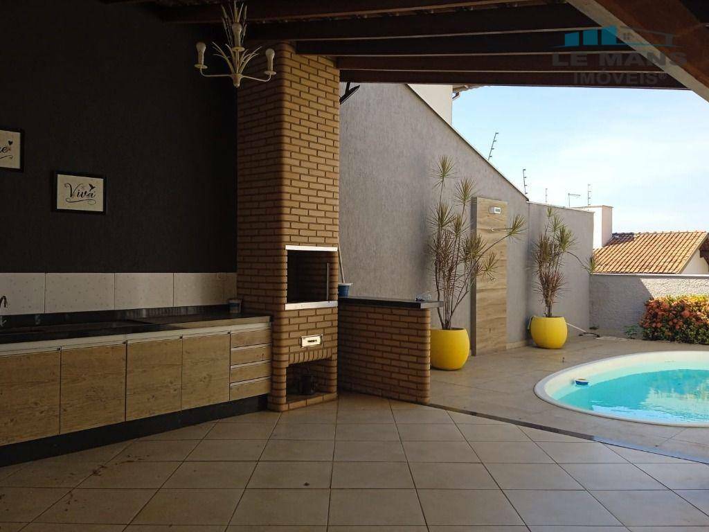 Casa à venda com 3 quartos, 211m² - Foto 22