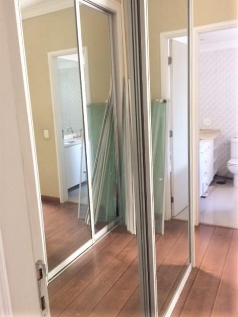 Apartamento para alugar com 2 quartos, 135m² - Foto 11