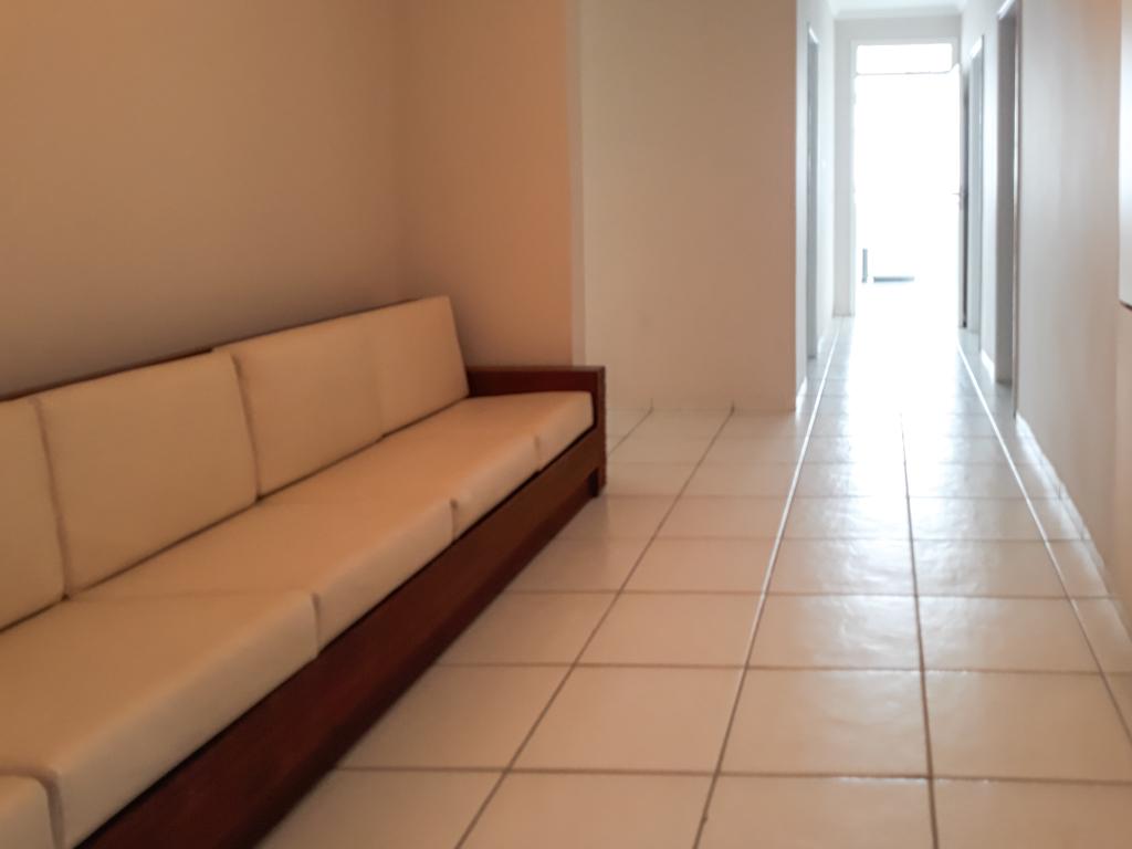 Apartamento à venda com 4 quartos, 220m² - Foto 9