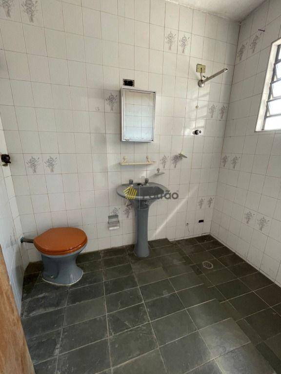 Casa à venda com 3 quartos, 100m² - Foto 8