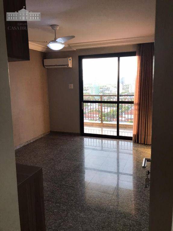 Apartamento à venda com 3 quartos, 198m² - Foto 11