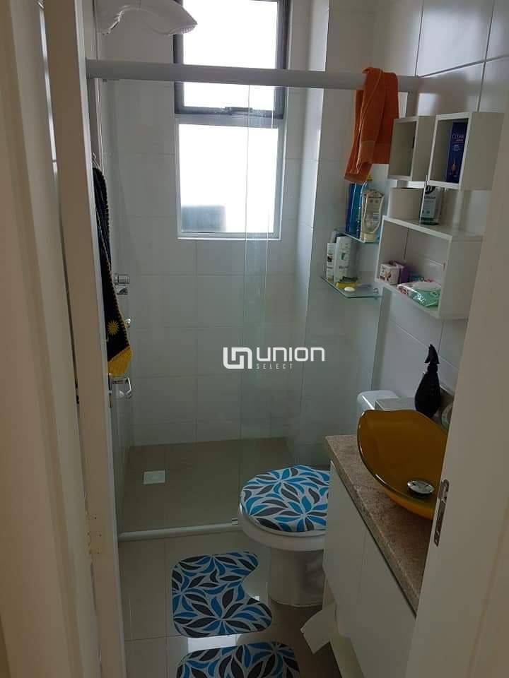 Apartamento à venda com 2 quartos, 83m² - Foto 10