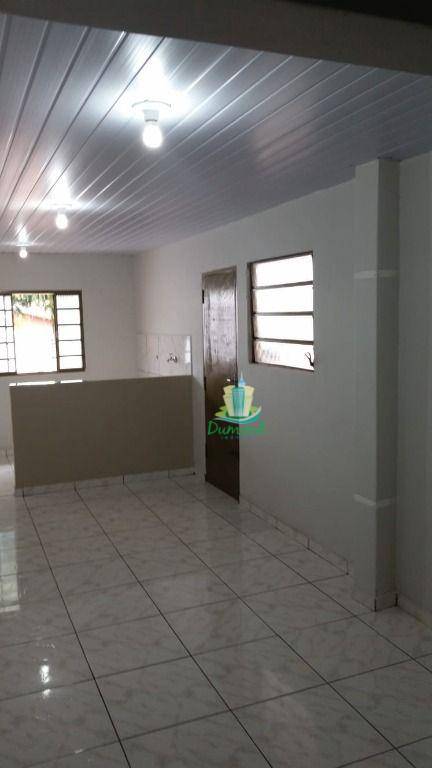 Casa à venda com 3 quartos, 84m² - Foto 7