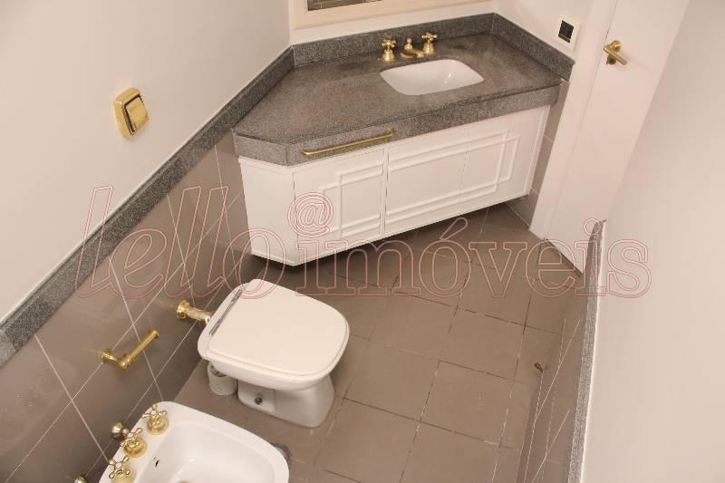 Apartamento para alugar com 4 quartos, 504m² - Foto 23