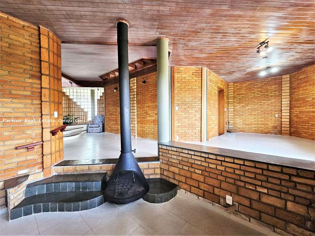 Casa de Condomínio à venda com 4 quartos, 680m² - Foto 2