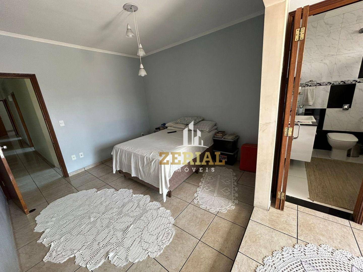 Sobrado à venda com 4 quartos, 210m² - Foto 9