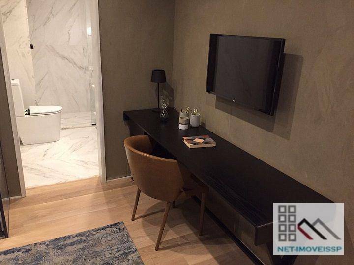 Apartamento à venda com 4 quartos, 244m² - Foto 17