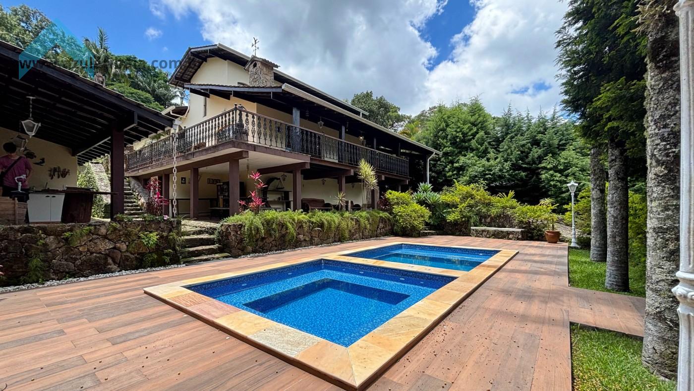 Chácara, 3 quartos, 1550 m² - Foto 1