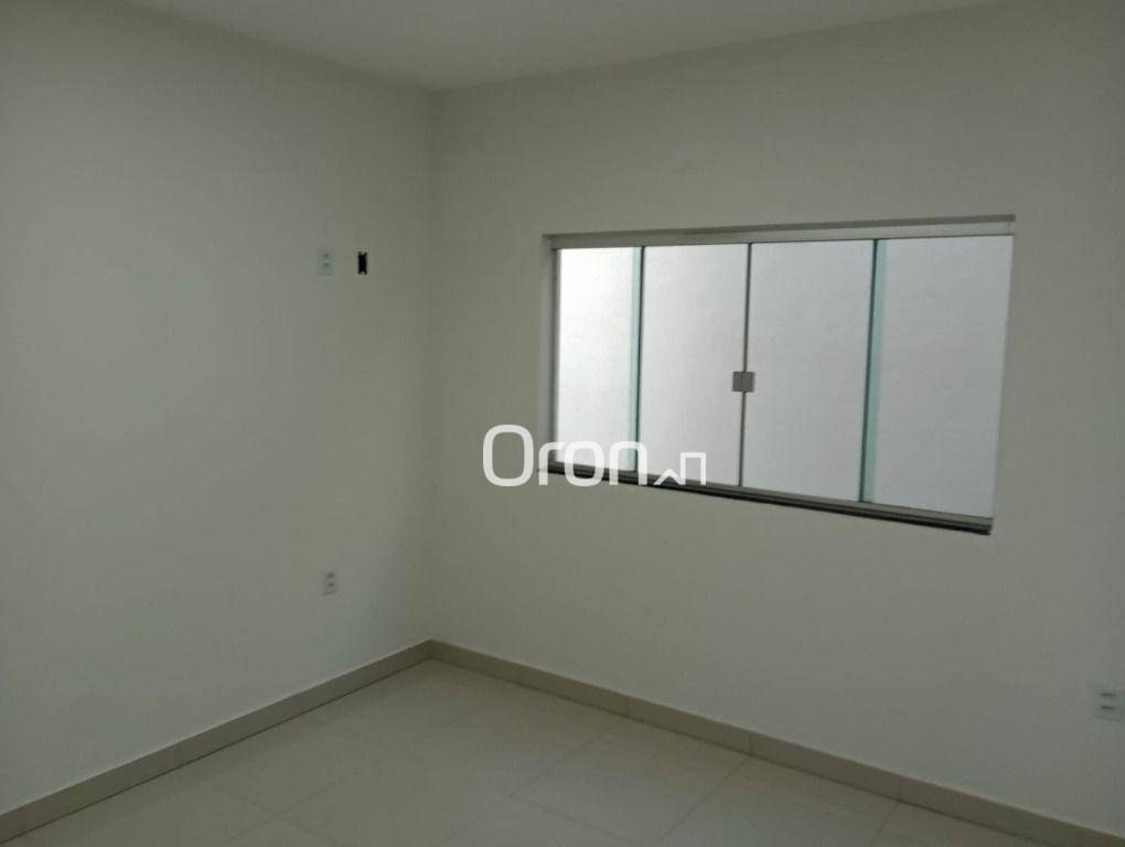 Casa à venda com 3 quartos, 200m² - Foto 8