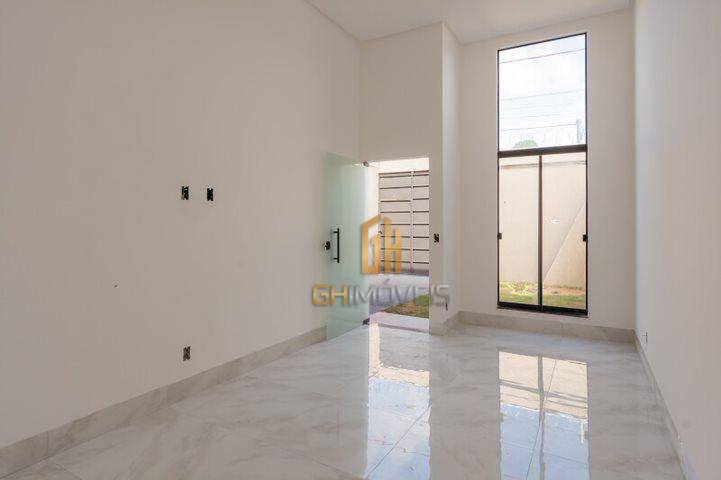 Casa à venda com 3 quartos, 119m² - Foto 2