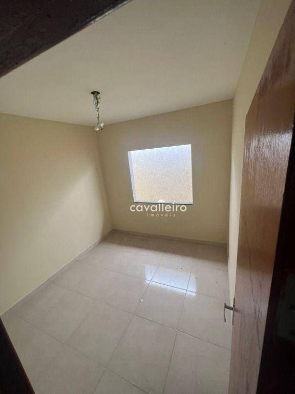 Casa à venda com 3 quartos, 80m² - Foto 11