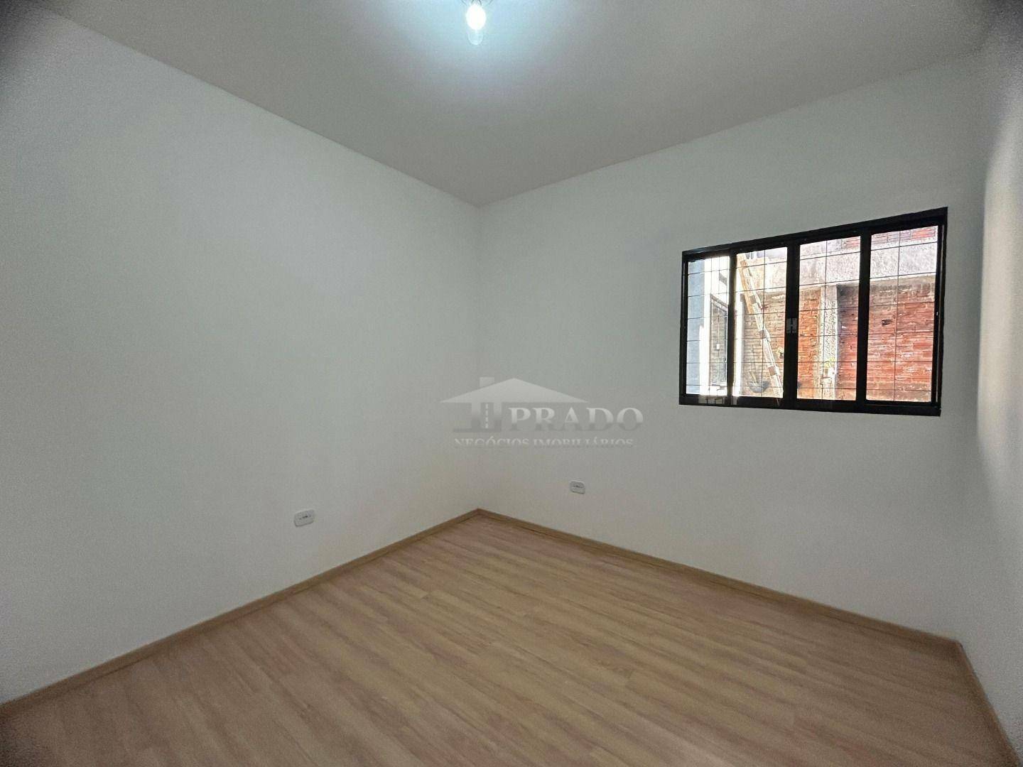 Casa para alugar com 3 quartos, 100m² - Foto 14