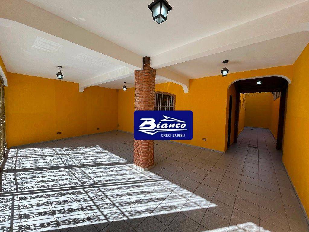 Sobrado à venda com 3 quartos, 194m² - Foto 2