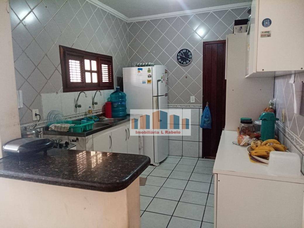 Casa à venda com 3 quartos, 130m² - Foto 10