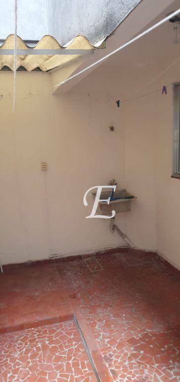 Apartamento à venda com 2 quartos, 57m² - Foto 10