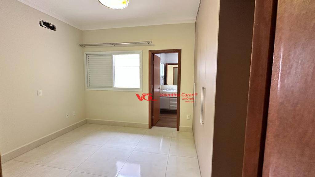 Casa de Condomínio para alugar com 3 quartos, 189m² - Foto 17