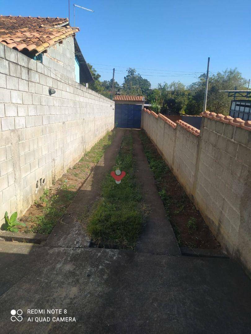 Chácara à venda com 3 quartos, 300m² - Foto 10