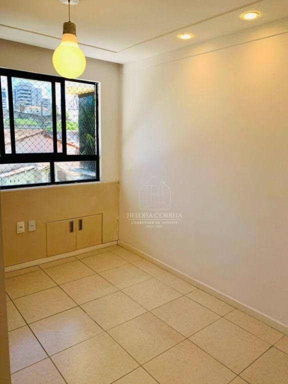 Apartamento para alugar com 4 quartos, 140m² - Foto 9