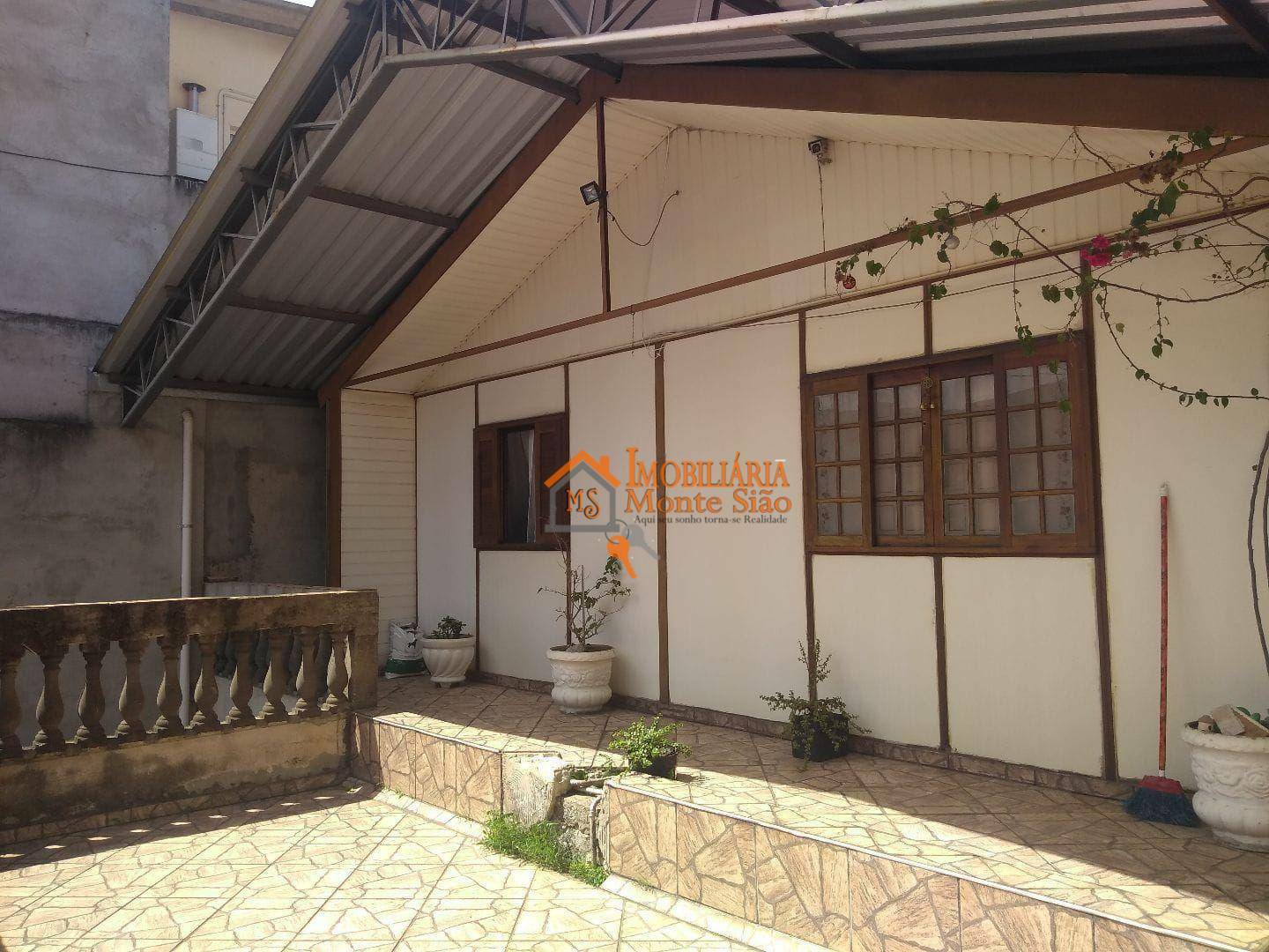 Casa à venda com 3 quartos, 90m² - Foto 1