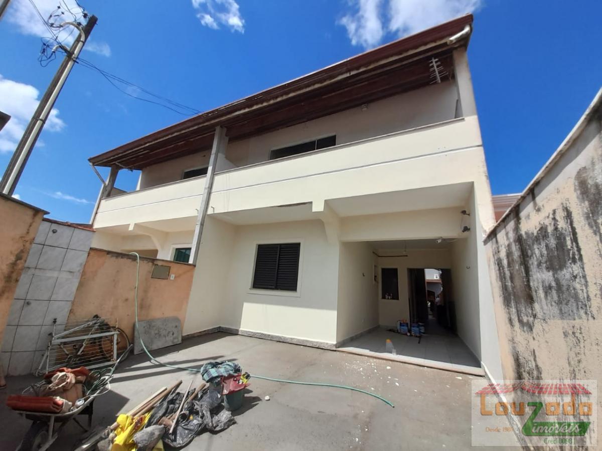 Sobrado à venda com 2 quartos, 181m² - Foto 3