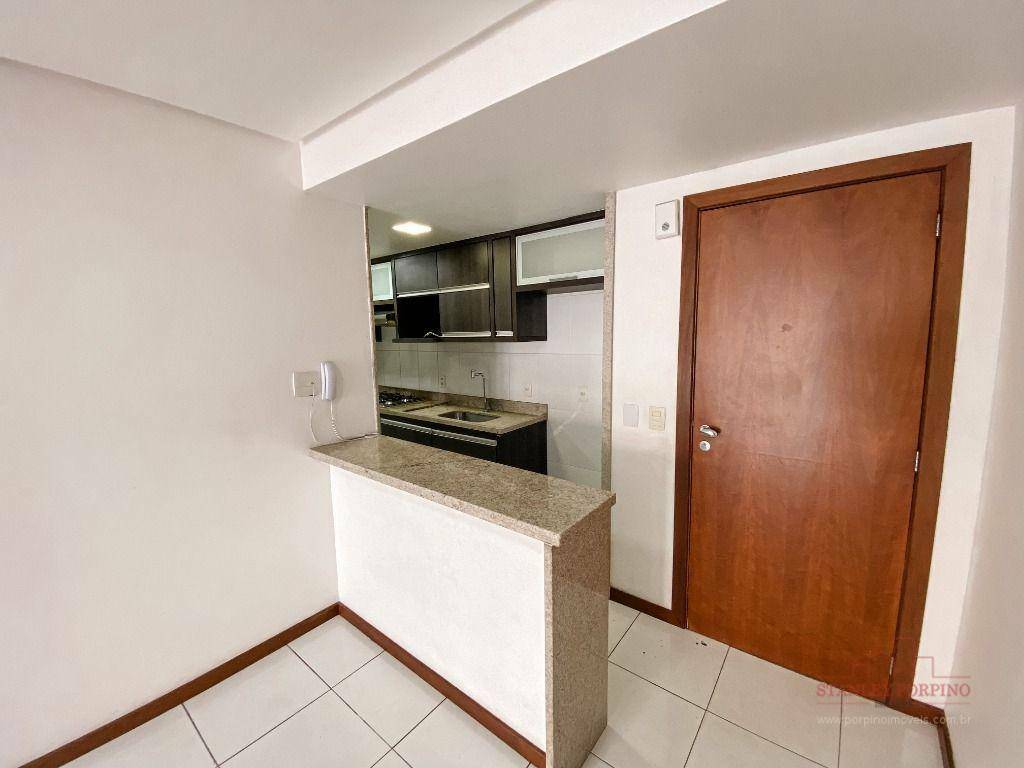 Apartamento à venda com 2 quartos, 84m² - Foto 6