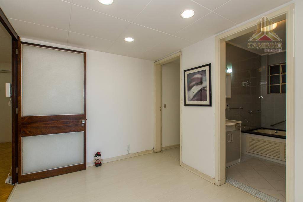 Apartamento à venda com 3 quartos, 174m² - Foto 5