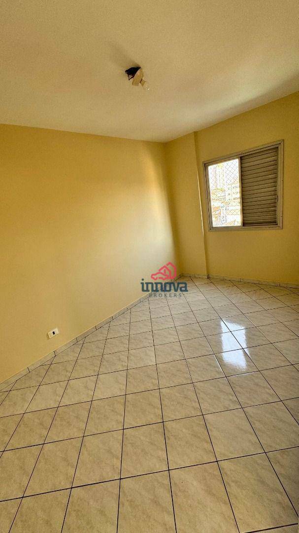 Apartamento para alugar com 2 quartos, 75m² - Foto 5