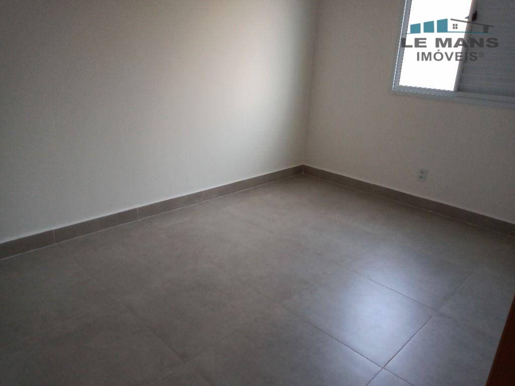 Apartamento para alugar com 2 quartos, 45m² - Foto 6