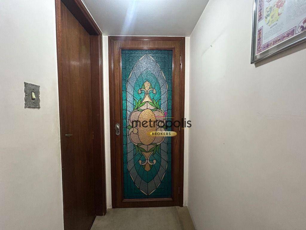 Apartamento à venda com 3 quartos, 212m² - Foto 19