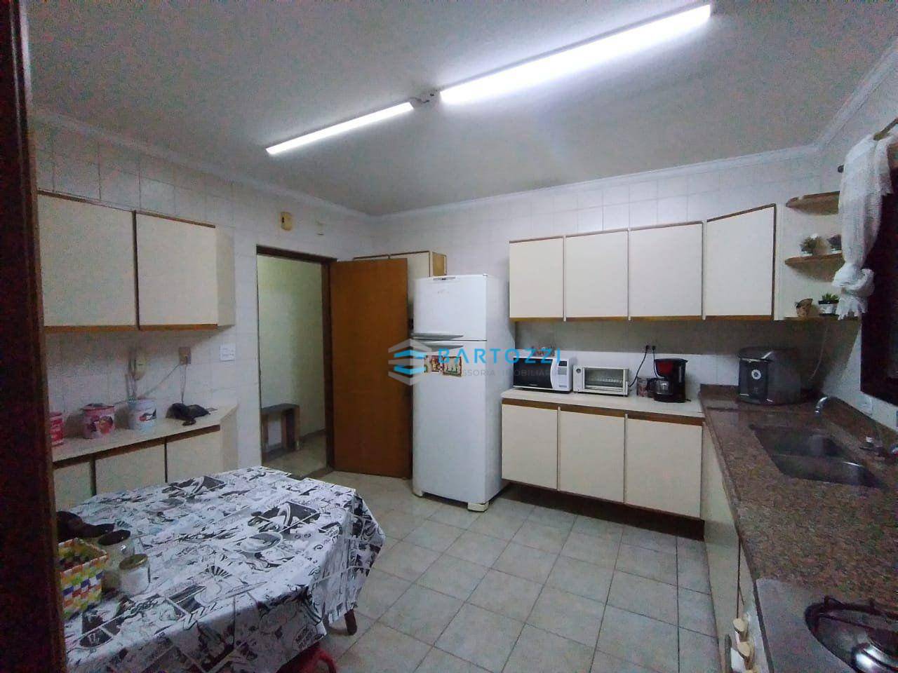 Apartamento à venda com 3 quartos, 117m² - Foto 15