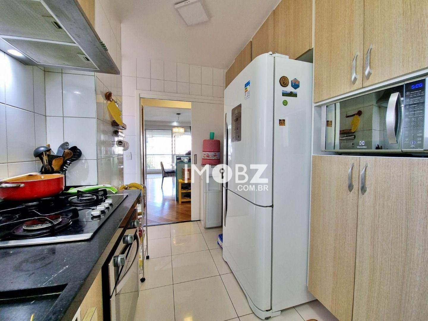 Apartamento à venda com 3 quartos, 121m² - Foto 28