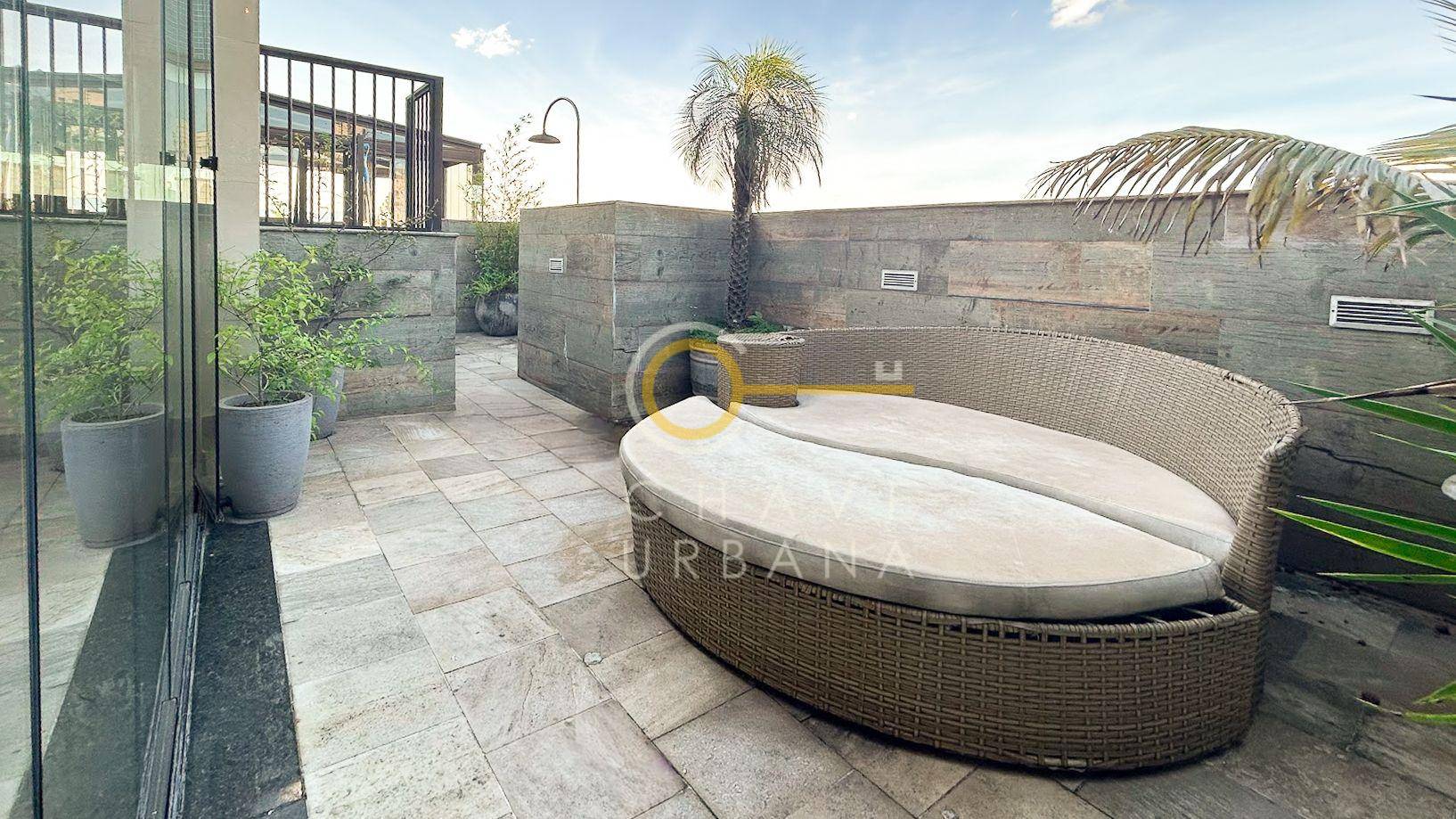 Cobertura, 3 quartos, 274 m² - Foto 1