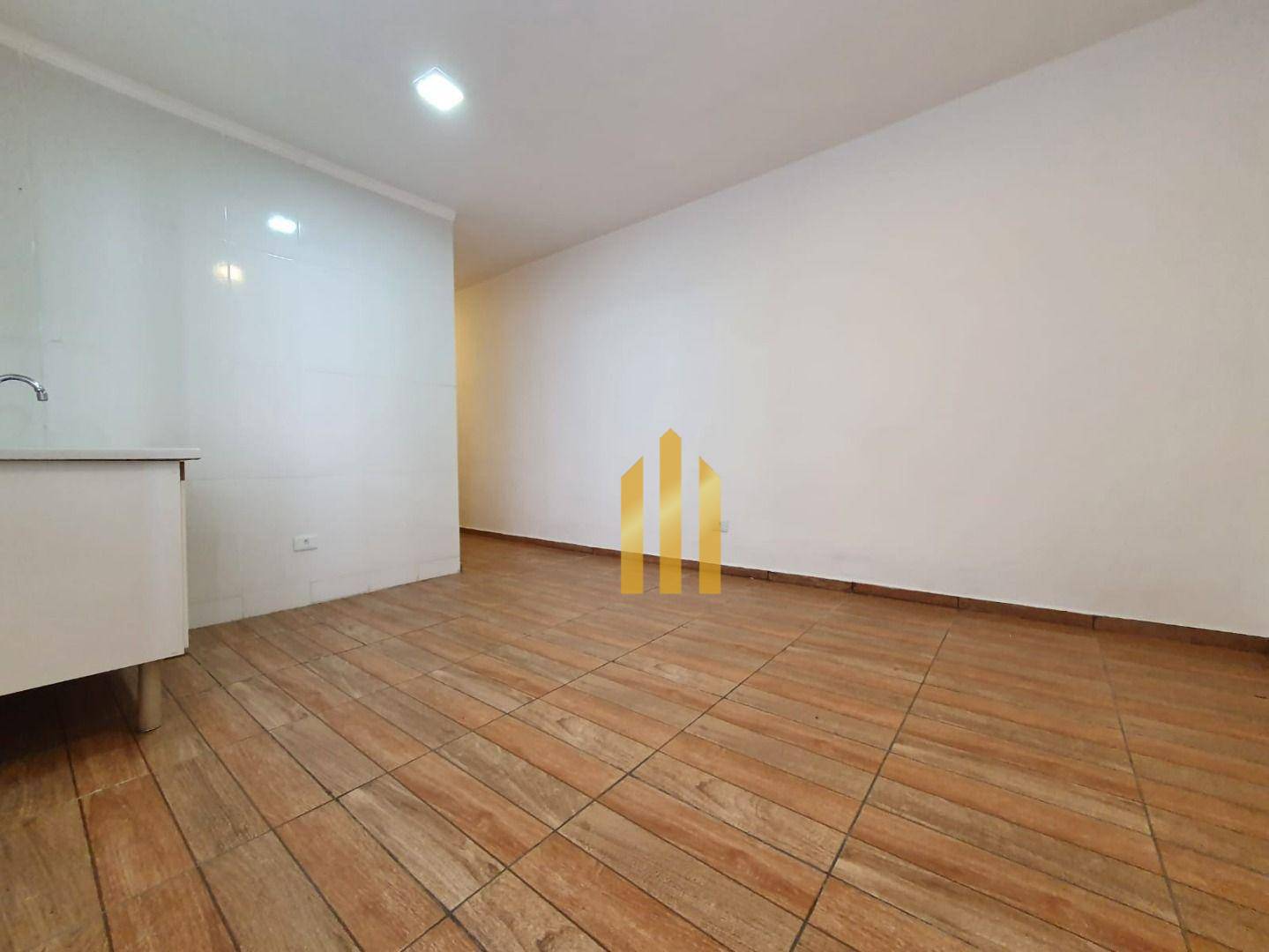 Apartamento para alugar com 2 quartos, 40m² - Foto 10