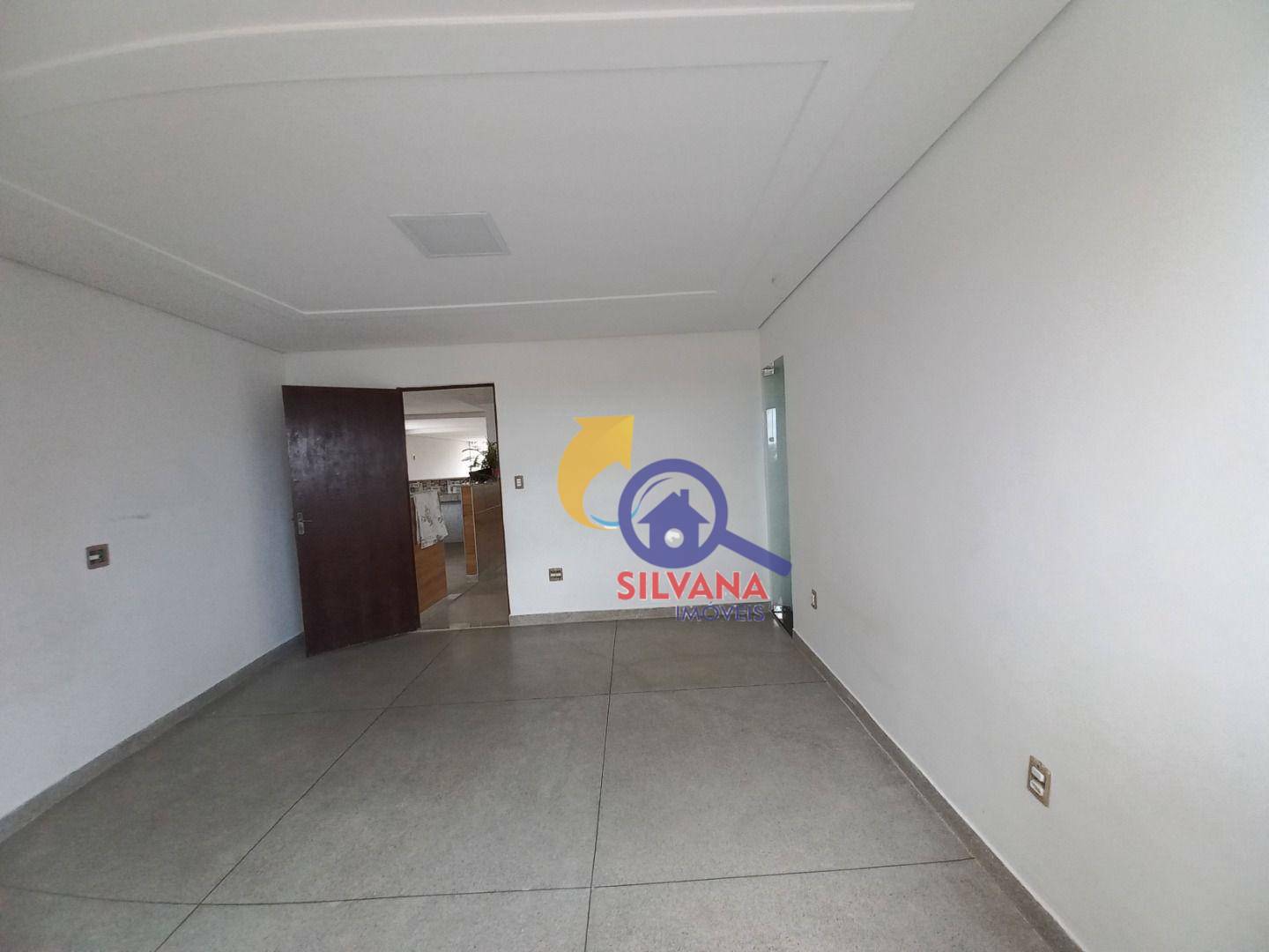 Casa à venda com 4 quartos, 393m² - Foto 14