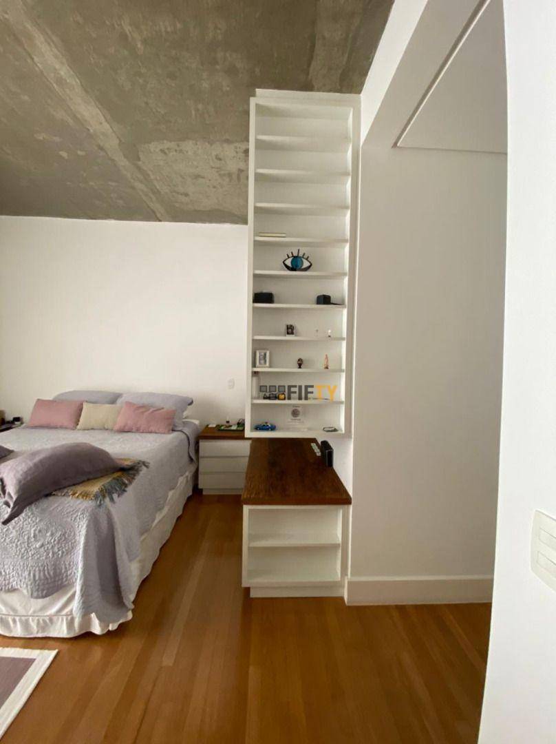 Apartamento para alugar com 1 quarto, 100m² - Foto 11