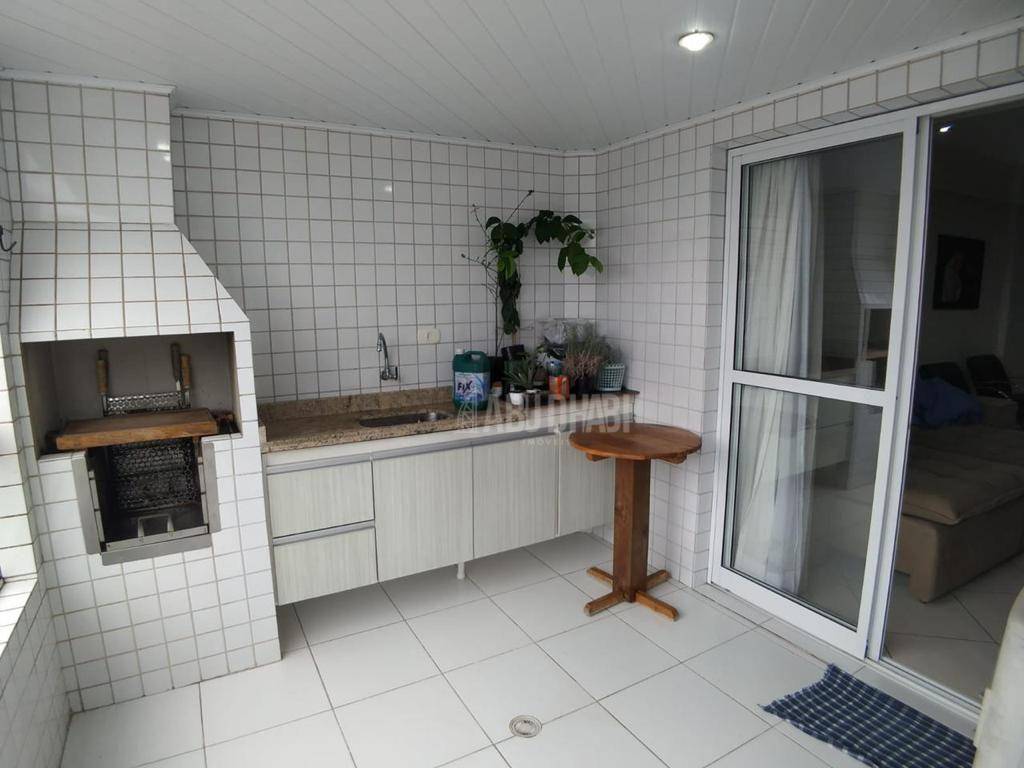 Apartamento à venda com 3 quartos, 116m² - Foto 1