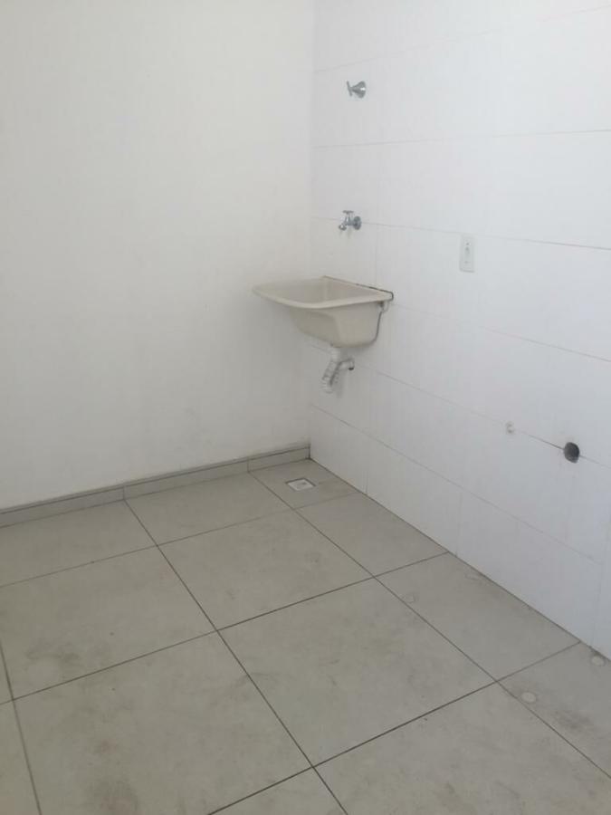 Apartamento à venda com 2 quartos, 45m² - Foto 3