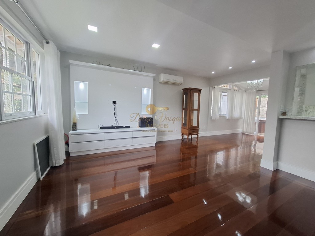 Casa de Condomínio à venda com 3 quartos, 128m² - Foto 3