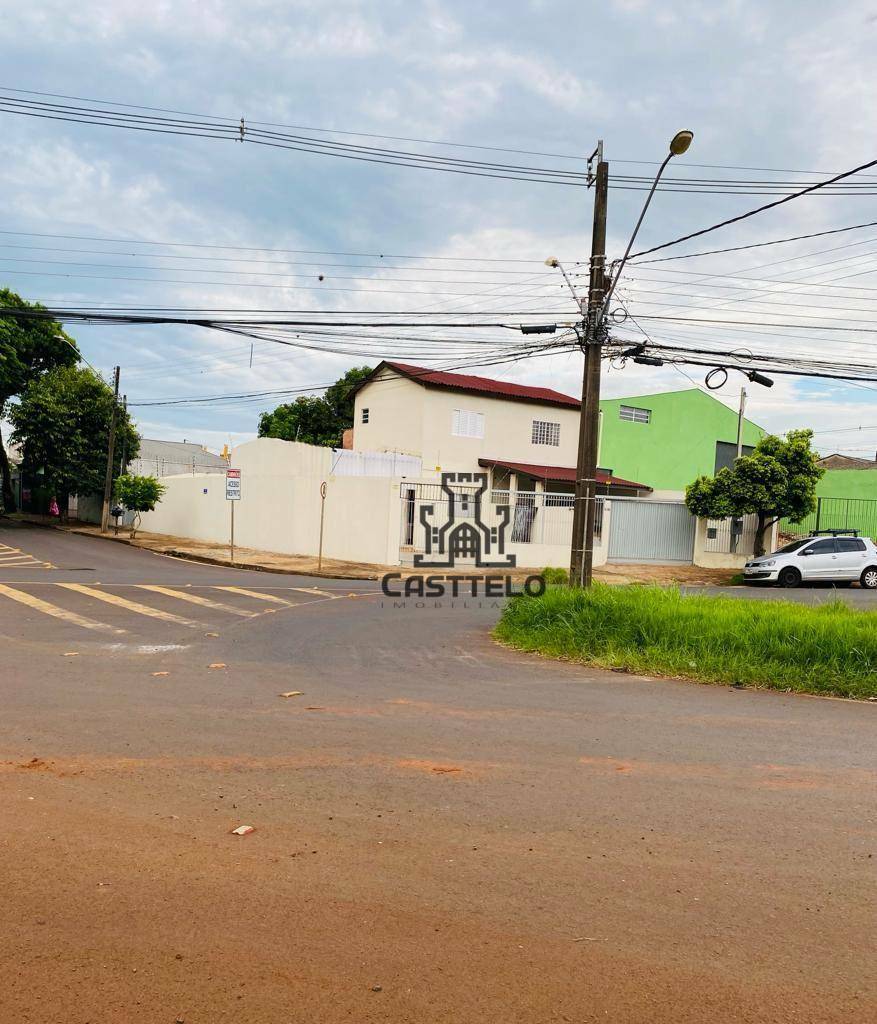 Sobrado à venda com 1 quarto, 130m² - Foto 1