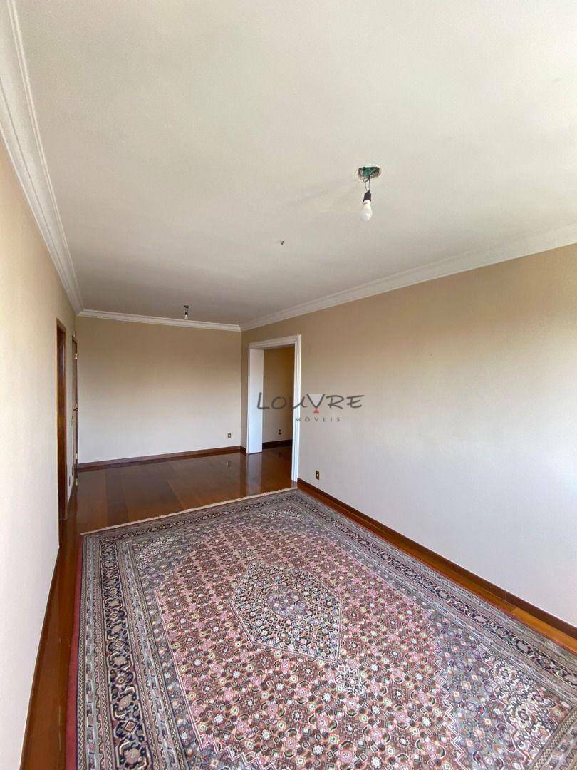 Apartamento à venda com 3 quartos, 115m² - Foto 4