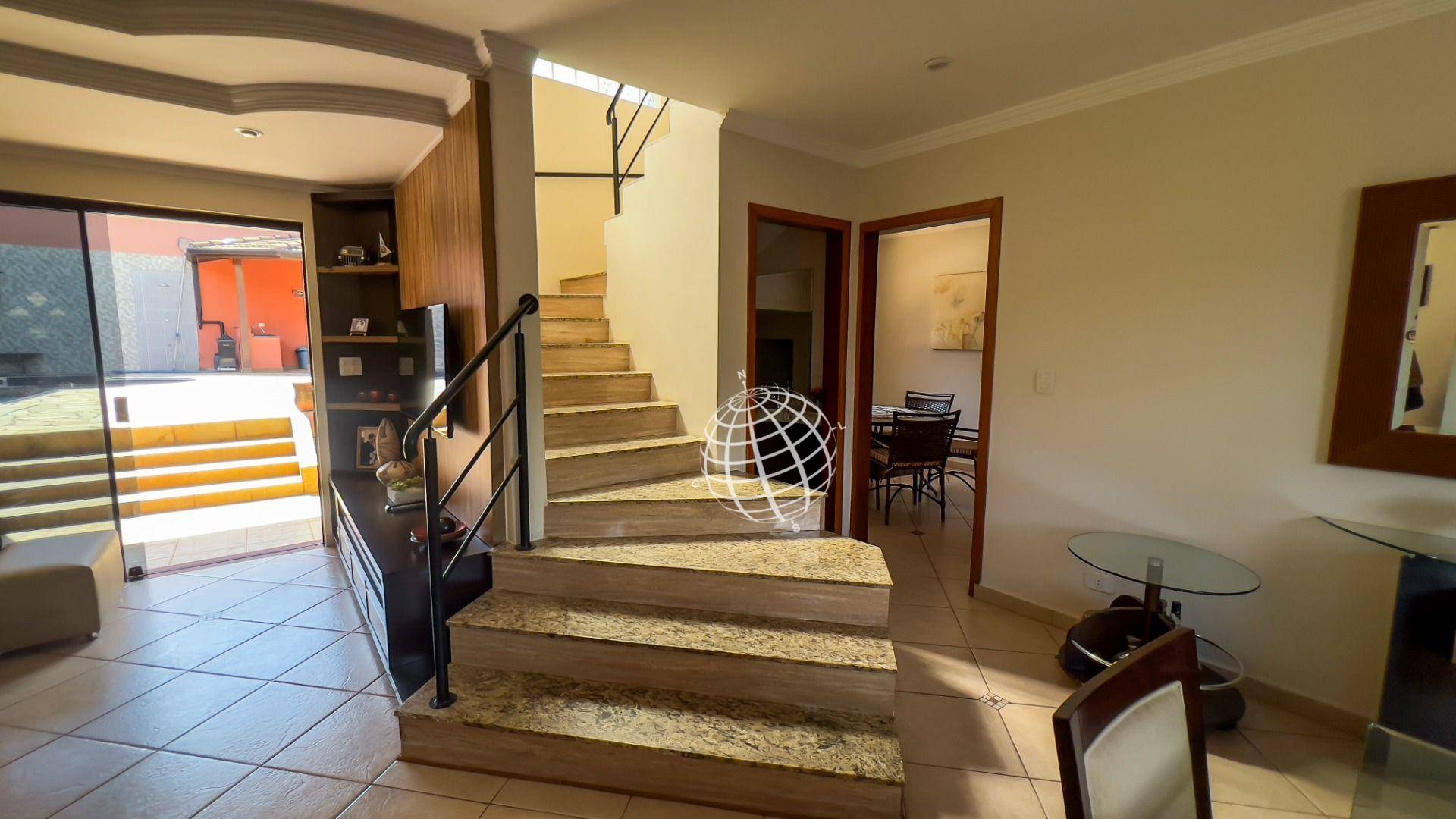 Casa à venda com 3 quartos, 246m² - Foto 42