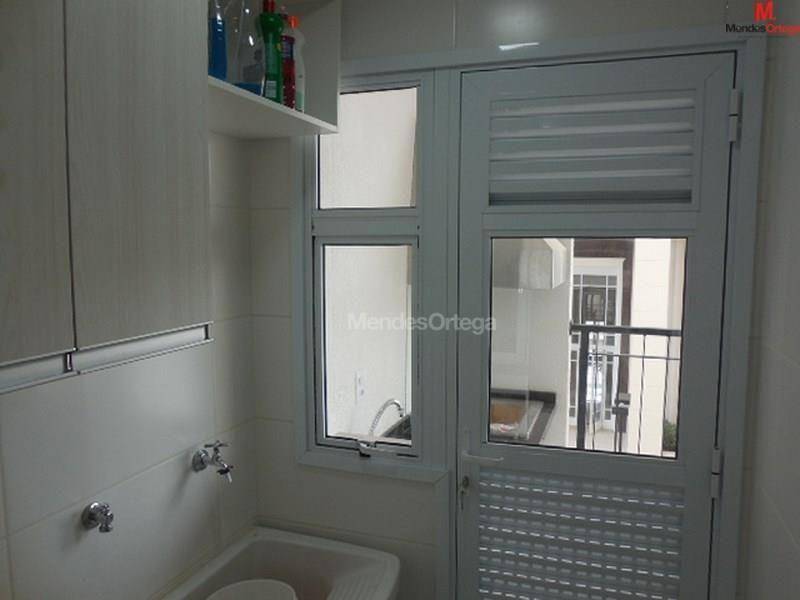 Apartamento para alugar com 2 quartos, 66m² - Foto 29