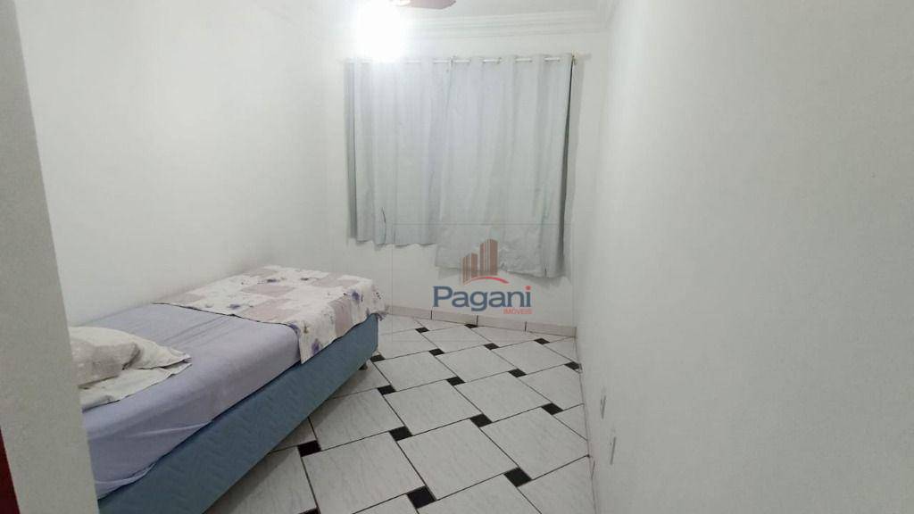 Apartamento para alugar com 2 quartos, 45m² - Foto 11