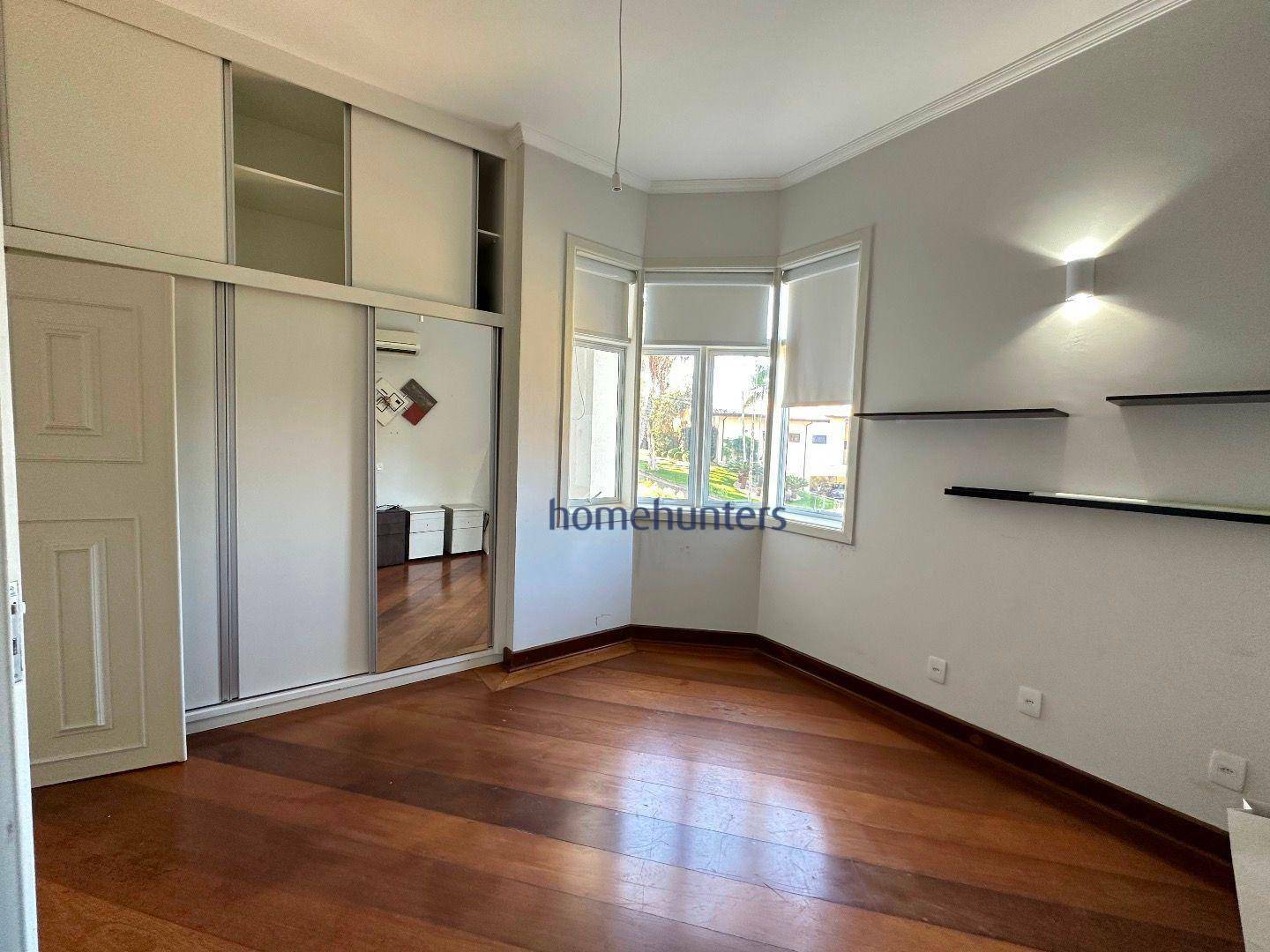 Casa de Condomínio à venda e aluguel com 5 quartos, 750m² - Foto 16