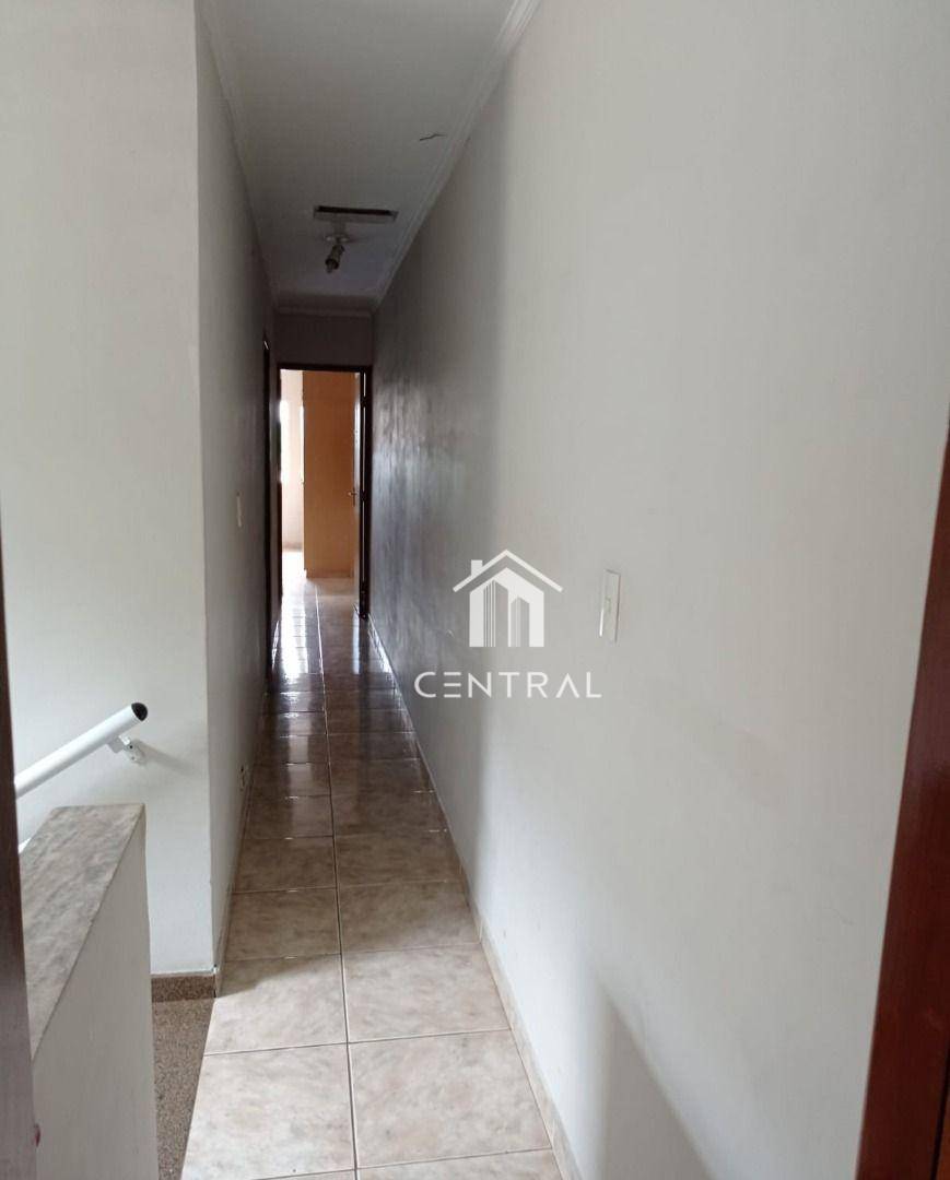 Sobrado à venda com 3 quartos, 248m² - Foto 13