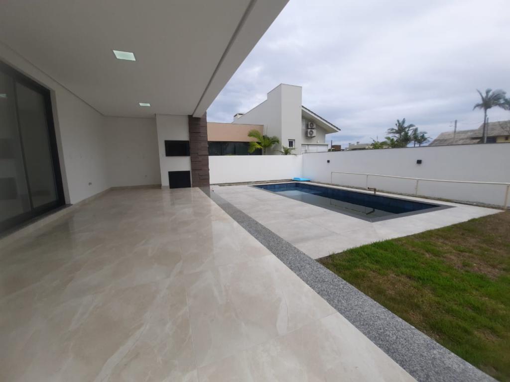 Casa à venda com 4 quartos, 252m² - Foto 10