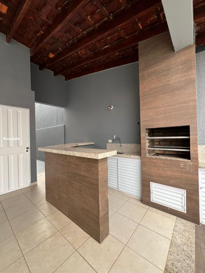 Casa à venda com 4 quartos, 250m² - Foto 21