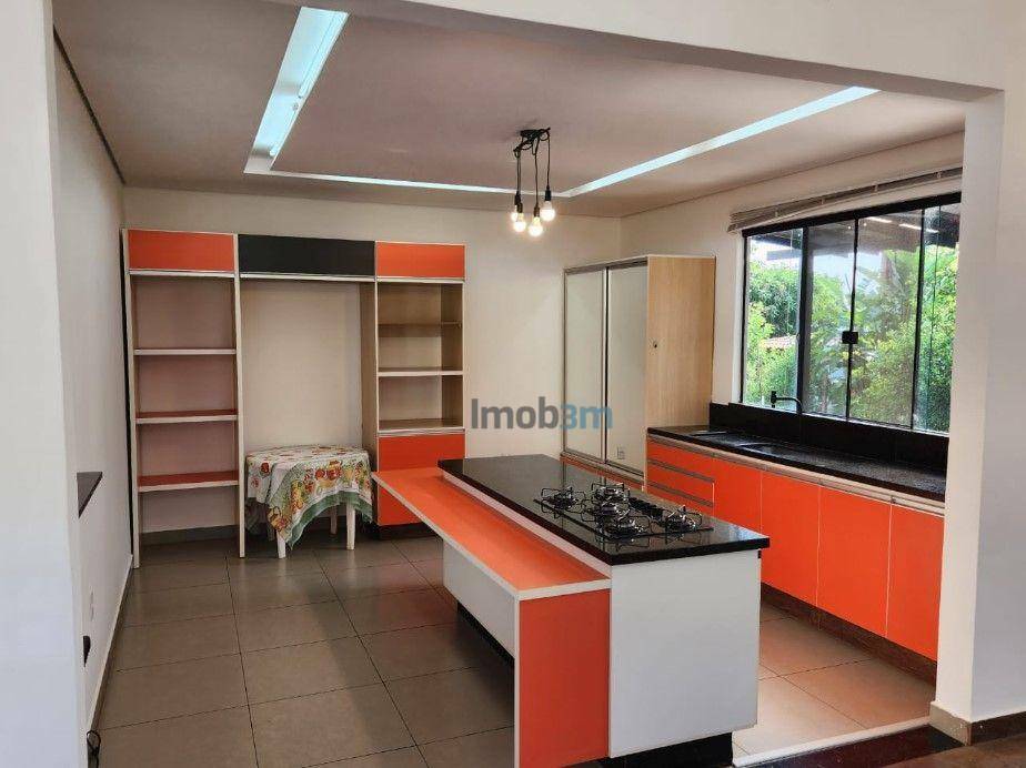 Sobrado à venda com 3 quartos, 327m² - Foto 5