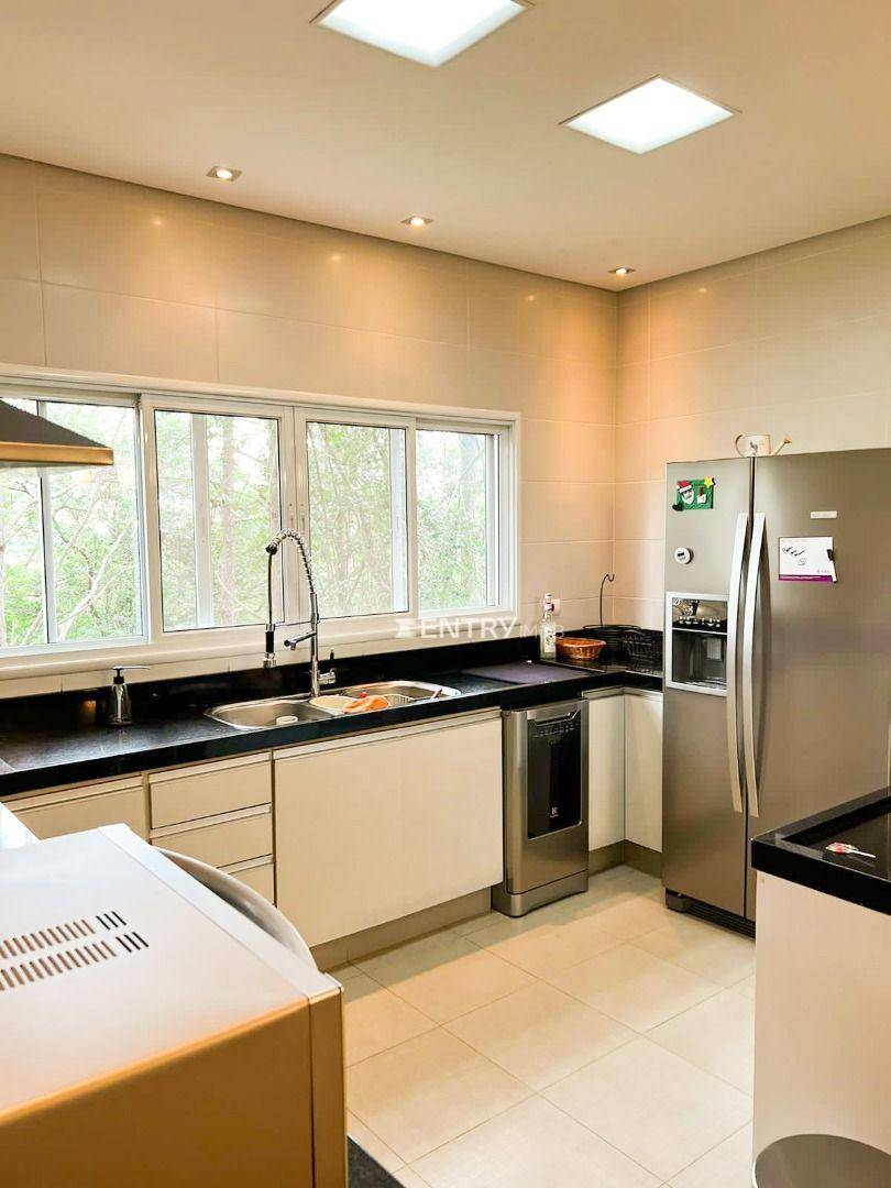 Casa de Condomínio à venda com 3 quartos, 400m² - Foto 16